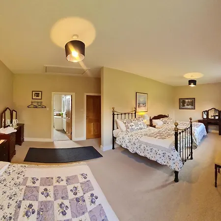 Yellow Heights بيت للعطل *