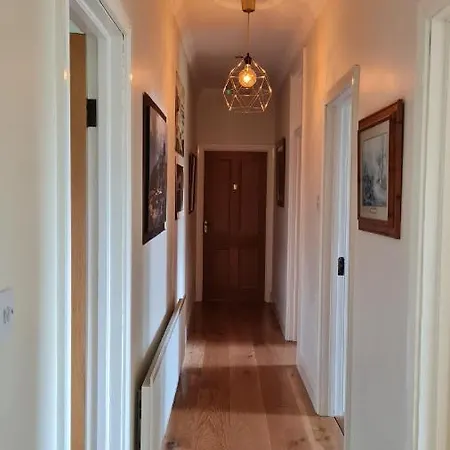 Yellow Heights * Tinahely